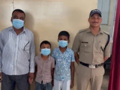 ऋषिकेश में गुम हुए दो मासूम बच्चों को दून पुलिस ने सकुशल परिजनों से मिलाया, परिवार ने जताया आभार