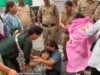 देहरादून: स्वास्थ्य मंत्री आवास के बाहर 4 नर्सिंग बेरोजगार महिलाओं ने पीया फिनायल, एक ICU में भर्ती