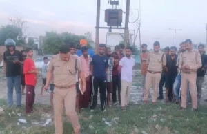रुद्रपुर में ग्राउंड में मिला युवक का शव, मचा हड़कंप; नहीं हुई शिनाख्त, PM रिपोर्ट खोलेगी मौत का राज