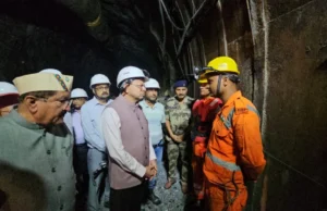 CM Dhami ने THDC टनल हादसे का ग्राउंड जीरो पर जाकर किया निरीक्षण, रेस्क्यू अभियान का लिया जायजा
