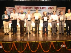 देहरादून: 31 स्कूलों के 306 टॉपर्स सम्मानित, IAS डॉ. पंकज पांडेय बोले— सफलता के शिखर पर टिके रहना सबसे बड़ी चुनौती