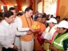 पुष्पवर्षा और चरण प्रक्षालन के साथ देवभूमि ने किया शिवभक्त कांवड़ियों का अभिनंदन