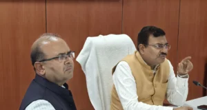 मानसून अलर्ट: मुख्य सचिव ने अधिकारियों को 24×7 सतर्क रहने के दिए निर्देश