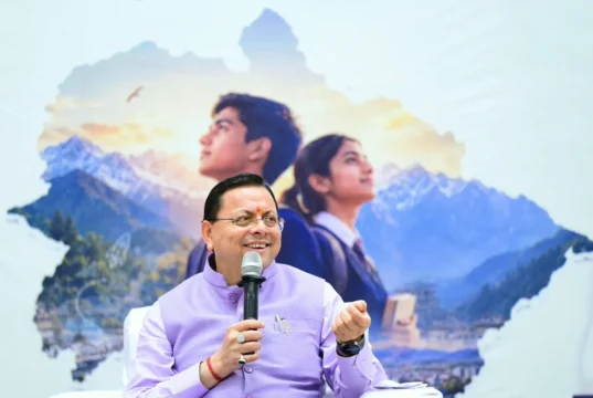 मुख्यमंत्री की पाठशाला में छात्रों से हुआ संवाद, बोले- पढ़ाई बोझ नहीं, भविष्य संवारने का रास्ता