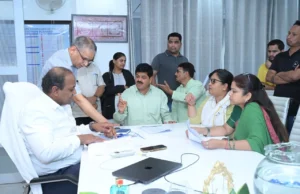 फॉर्म-7 के बड़े पैमाने पर दुरुपयोग का कांग्रेस ने लगाया आरोप, CEO को सौंपा ज्ञापन