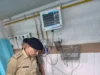 बसंत विहार में पुलिस-बदमाश मुठभेड़, चेन स्नैचिंग का आरोपी पैर में गोली लगने से घायल