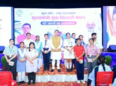 मुख्यमंत्री पुष्कर सिंह धामी ने मेरे सपनों का उत्तराखंड पर विद्यार्थियों से किया संवाद।