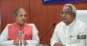 ग्लेशियर झीलों की निगरानी के लिए अत्याधुनिक तकनीक अपनाई जाएगीः मदन कौशिक