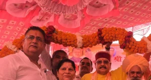 बाढ़ नियंत्रण को लेकर सतपाल महाराज ने अधिकारियों संग की विस्तृत चर्चा, आपदा प्रभावित किसानों की सुनी समस्याएं