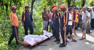 रुद्रप्रयाग: जंगल में घास लेने गई महिला का फिसला पैर, तेज बहाव में बहने से मौत