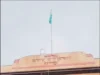 स्वतंत्रता दिवस पर नगर निगम परिसर में मेयर सौरभ थपलियाल ने किया ध्वजारोहण