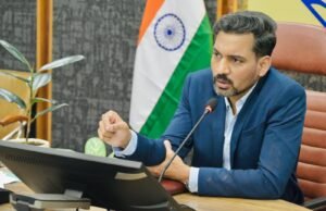 सड़क सुरक्षा पर डीएम का सख्त एक्शन, ब्लैक स्पॉट होंगे सुरक्षित, हर माह होगी प्रगति समीक्षा