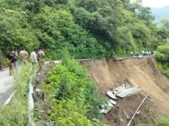 # मसूरी जाने वालों के लिए बड़ी खबर: NH-707A का बड़ा हिस्सा टूटा, कैम्पटी-यमुना ब्रिज मार्ग पूरी तरह बंद