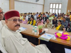 महाराज ने मौके पर ही किया जन समस्याओं का निस्तारण श्रम विभाग द्वारा आयोजित श्रमिक पंजीकरण एवं नवीनीकरण शिविर में किया प्रतिभाग