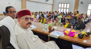 महाराज ने मौके पर ही किया जन समस्याओं का निस्तारण श्रम विभाग द्वारा आयोजित श्रमिक पंजीकरण एवं नवीनीकरण शिविर में किया प्रतिभाग