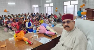 श्रमिक अपने पसीने से प्रदेश के विकास की नई इबारत लिख रहे हैं: महाराज