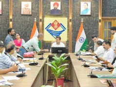 समाधान दिवस में 102 शिकायतें दर्ज, अधिकारियों को समयबद्ध निस्तारण के निर्देश