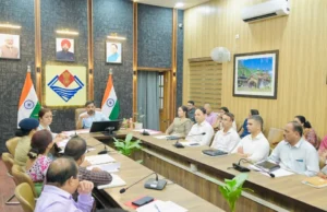 बाल संरक्षण एवं पुनर्वास कार्यों में तेजी लाएं अधिकारीः जिलाधिकारी