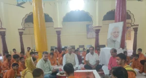 संस्कृत शिक्षा सचिव दीपक कुमार गैरोला ने यज्ञ के साथ किया ‘सेवा संकल्प अभियान’ का शुभारंभ