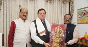 मुख्यमंत्री धामी से मध्य प्रदेश के कैबिनेट मंत्री राकेश शुक्ला ने की शिष्टाचार भेंट
