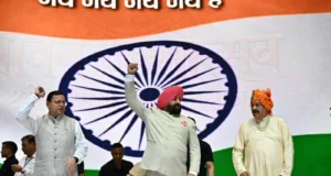 सीएम धामी शामिल हुए कैबिनेट मंत्री सतपाल महाराज के जन्मदिवस समारोह में