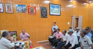 छह नंबर पुलिया वेंडिंग जोन से हटेंगे अवैध कब्जे, मेयर ने दिए कार्रवाई के निर्देश