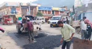 15 अक्टूबर तक गड्ढामुक्त होंगी उत्तराखंड की सड़कें, हर जिले में युद्धस्तर पर काम शुरू