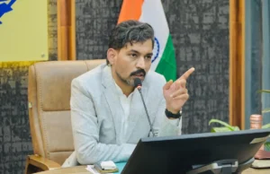 डीएम आशीष चौहान ने देहरादून की यातायात समस्या के स्थायी समाधान के लिए मास्टर प्लान बनाने के दिए निर्देश