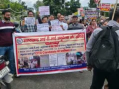 भर्ती की मांग को लेकर बेरोजगार युवाओं की महारैली, सचिवालय कूच कर सरकार के खिलाफ किया प्रदर्शन