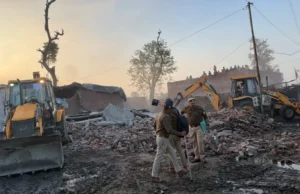 उत्तराखंड: रामनगर के पूछड़ी में चला धामी सरकार का बुलडोजर, 14 हेक्टेयर वन भूमि अतिक्रमण मुक्त