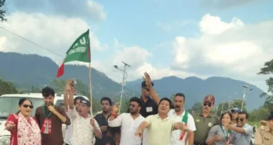 रायपुर स्टेडियम में मासूम शर्मा के कार्यक्रम का उक्रांद ने विरोध किया