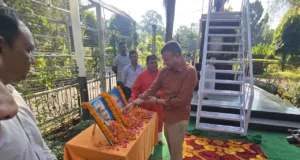 महात्मा गांधी एवं लाल बहादुर शास्त्री की जयंती पर मेयर सौरभ थपलियाल ने अर्पित किए श्रद्धासुमन
