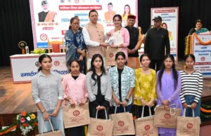 कन्या पूजन तभी सार्थक, जब बेटियों को मिले सम्मान, सुरक्षा और आगे बढ़ने के समान अवसर : मुख्यमंत्री