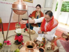 शारदीय नवरात्रि के प्रथम दिन मुख्यमंत्री धामी ने की मां दुर्गा की पूजा-अर्चना, प्रदेशवासियों की सुख-समृद्धि की कामना