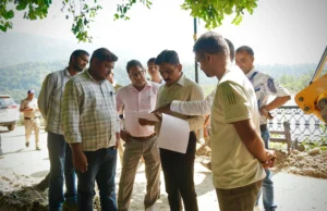 महापौर एवं नगर आयुक्त ने सीवर लाइन, आस्था पथ व त्रिवेणी घाट सौंदर्यीकरण कार्यों का किया स्थलीय निरीक्षण