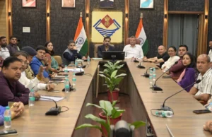 देहरादून में जिला योजना समिति के नवनिर्वाचित सदस्यों को मिले प्रमाण पत्र; विकास कार्यों को गति देने का आह्वान