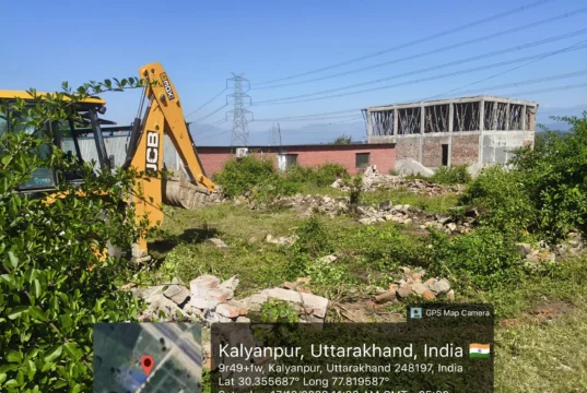 एमडीडीए की अवैध निर्माण और प्लॉटिंग पर कार्रवाई, चार स्थानों पर चला अभियान