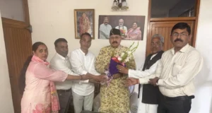 जयानंद भारती के भवन निर्माण हेतु 40 लाख की धनराशि स्वीकृत कराने पर महाराज का आभार जताया