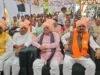 देहरादून में भाजपा नेताओं ने सुनी PM मोदी की मन की बात, महेंद्र भट्ट ने कार्यकर्ताओं से किया संवाद