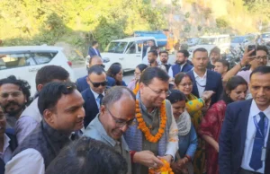 गैरसैंण से श्रीनगर होते हुए सड़क मार्ग से देहरादून लौट रहे मुख्यमंत्री धामी, रास्ते में कर रहे सड़कों का स्थलीय निरीक्षण