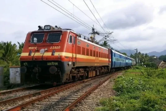 हरिद्वार को मिली तीन महत्वपूर्ण रेल सेवाओं की सौगात, मुख्यमंत्री धामी ने प्रधानमंत्री और रेल मंत्री का जताया आभार